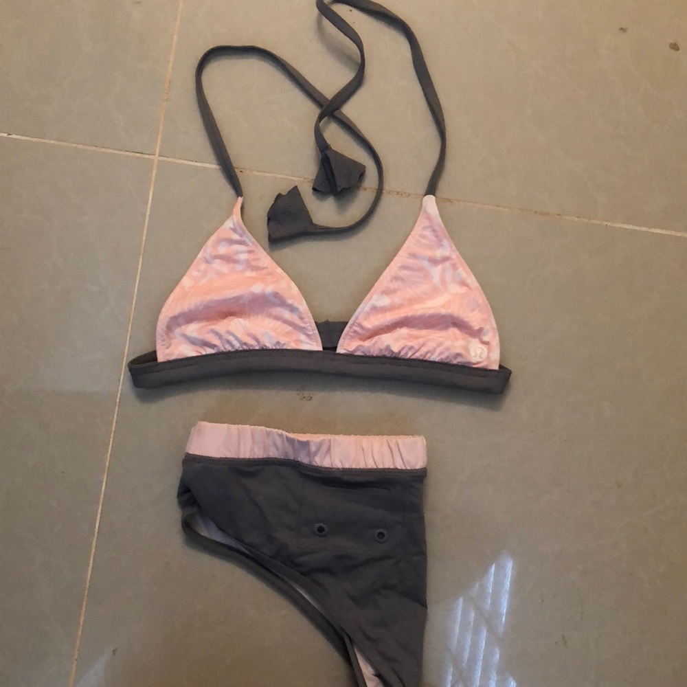 Lululemon heatwave reversible top bikini